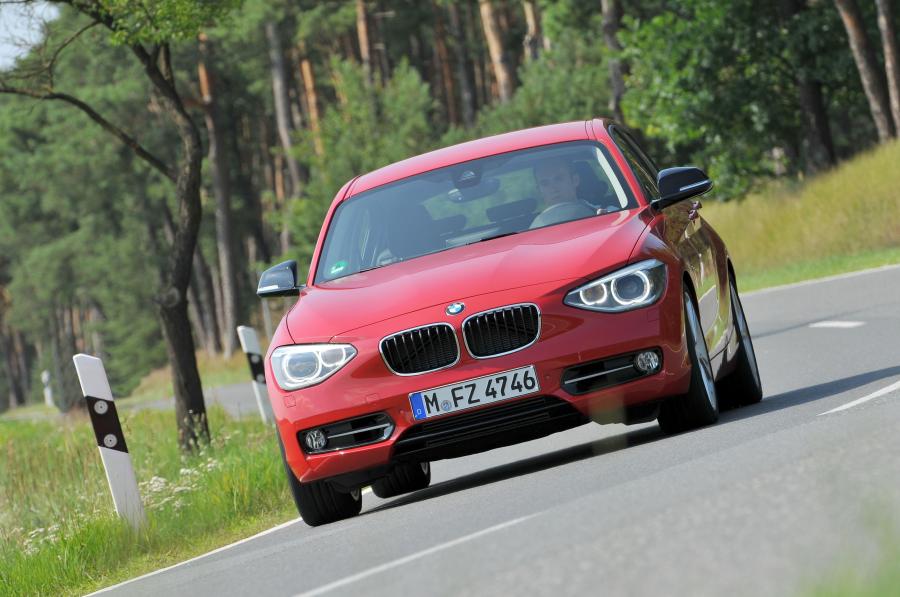  BMW 118i Sport Line 2011 года  (фото 66 из 185)